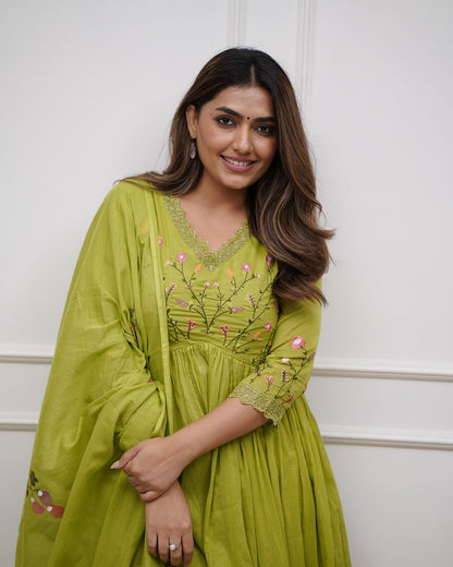 Beautiful embroidery and sequence work Set For Women