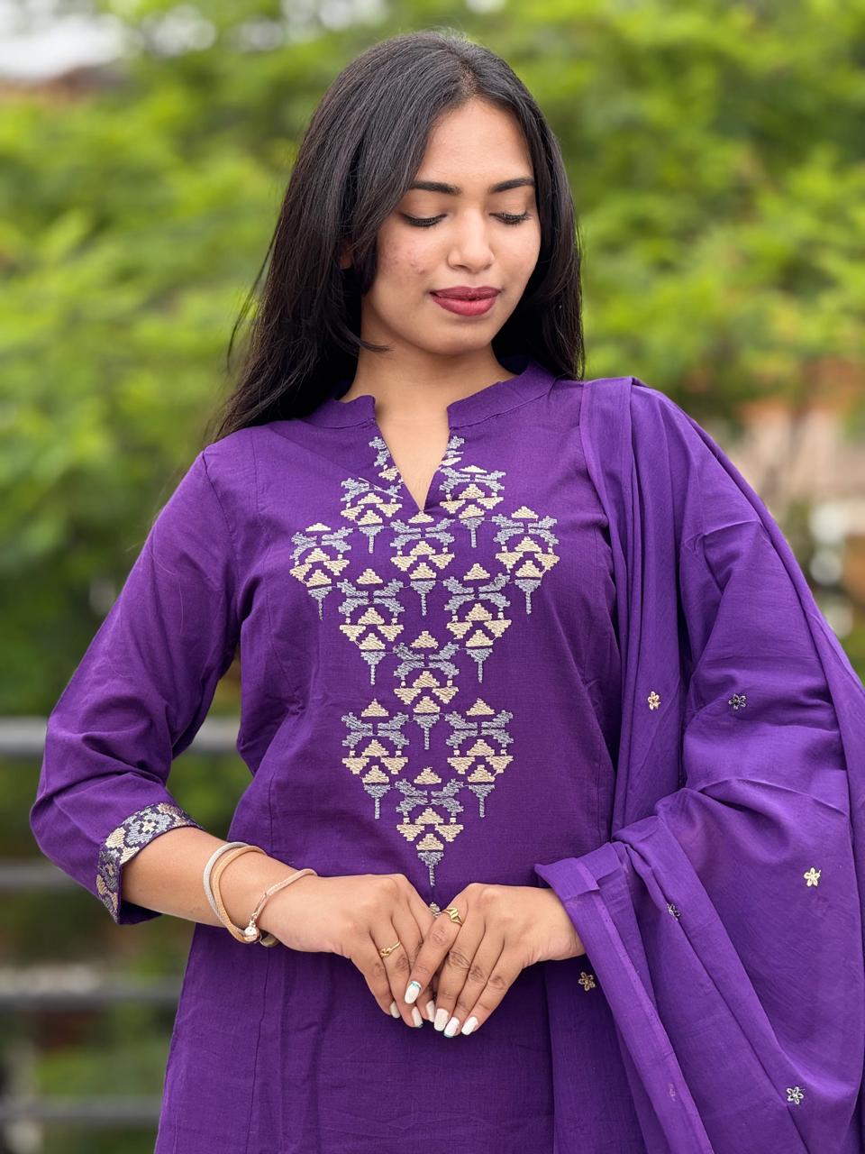 deep purple embroidered kurta with pant & dupatta set
